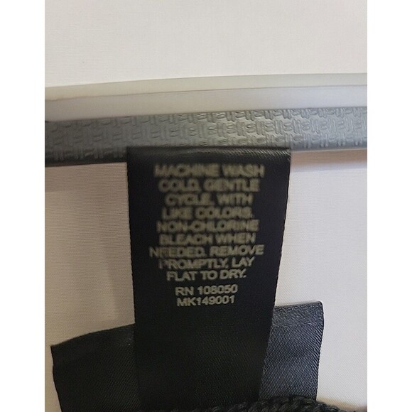 Lane Bryant Size 22/28 Black Rose One Shoulder Studded Sweater - Picture 7 of 7